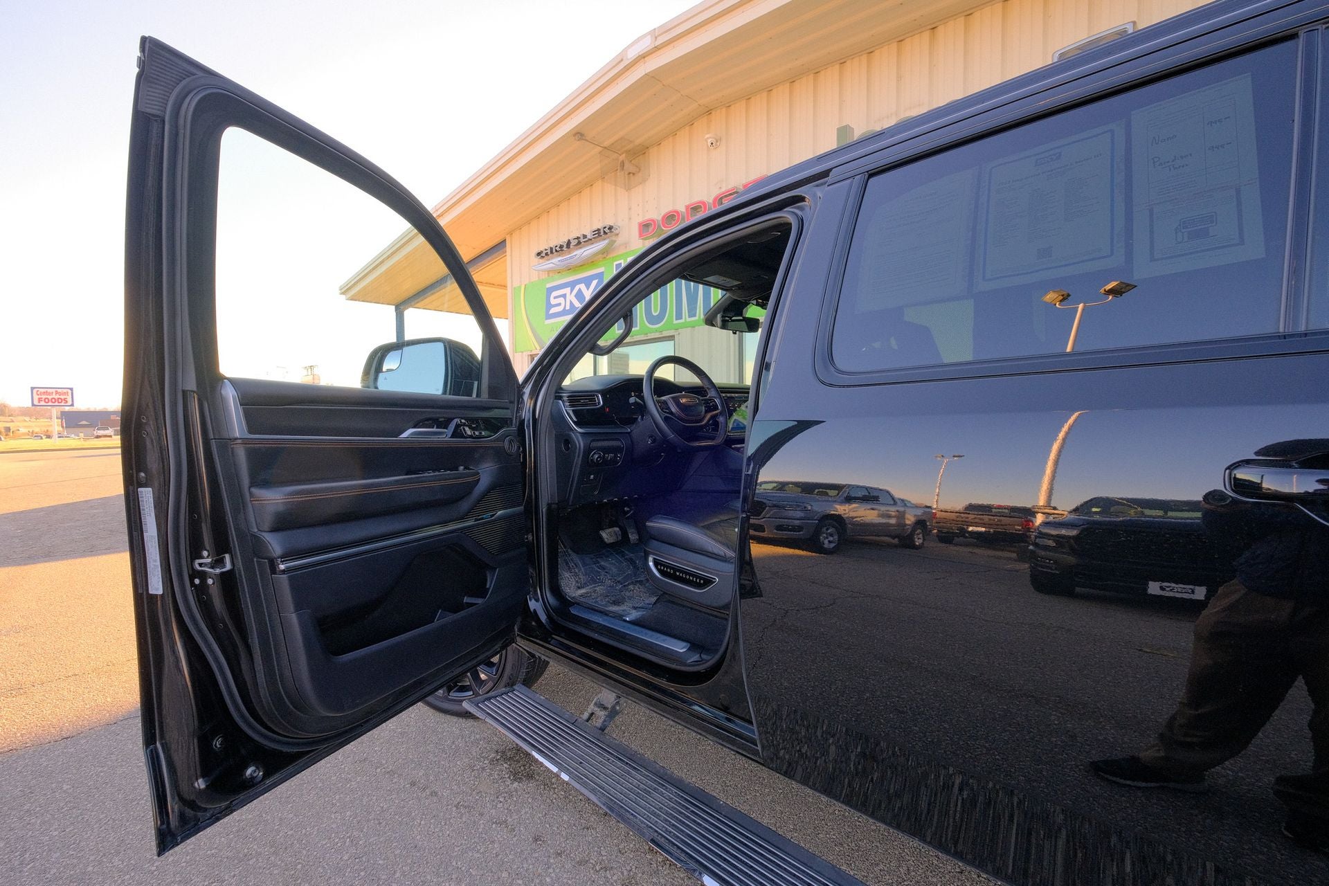 2023 Jeep Grand Wagoneer L Series III Obsidian 4x4