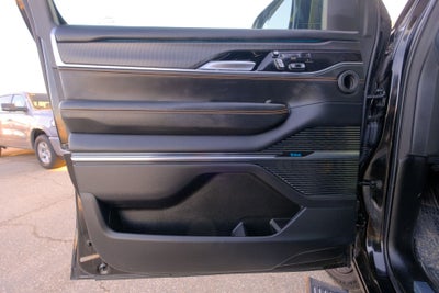 2023 Jeep Grand Wagoneer L Series III Obsidian 4x4