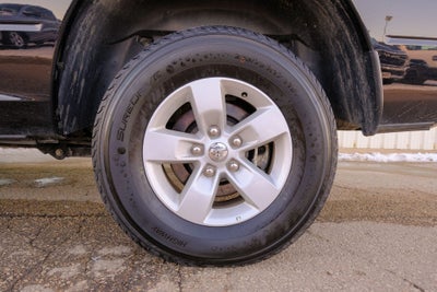 2023 RAM 1500 Classic SLT Crew Cab 4x4 5'7' Box