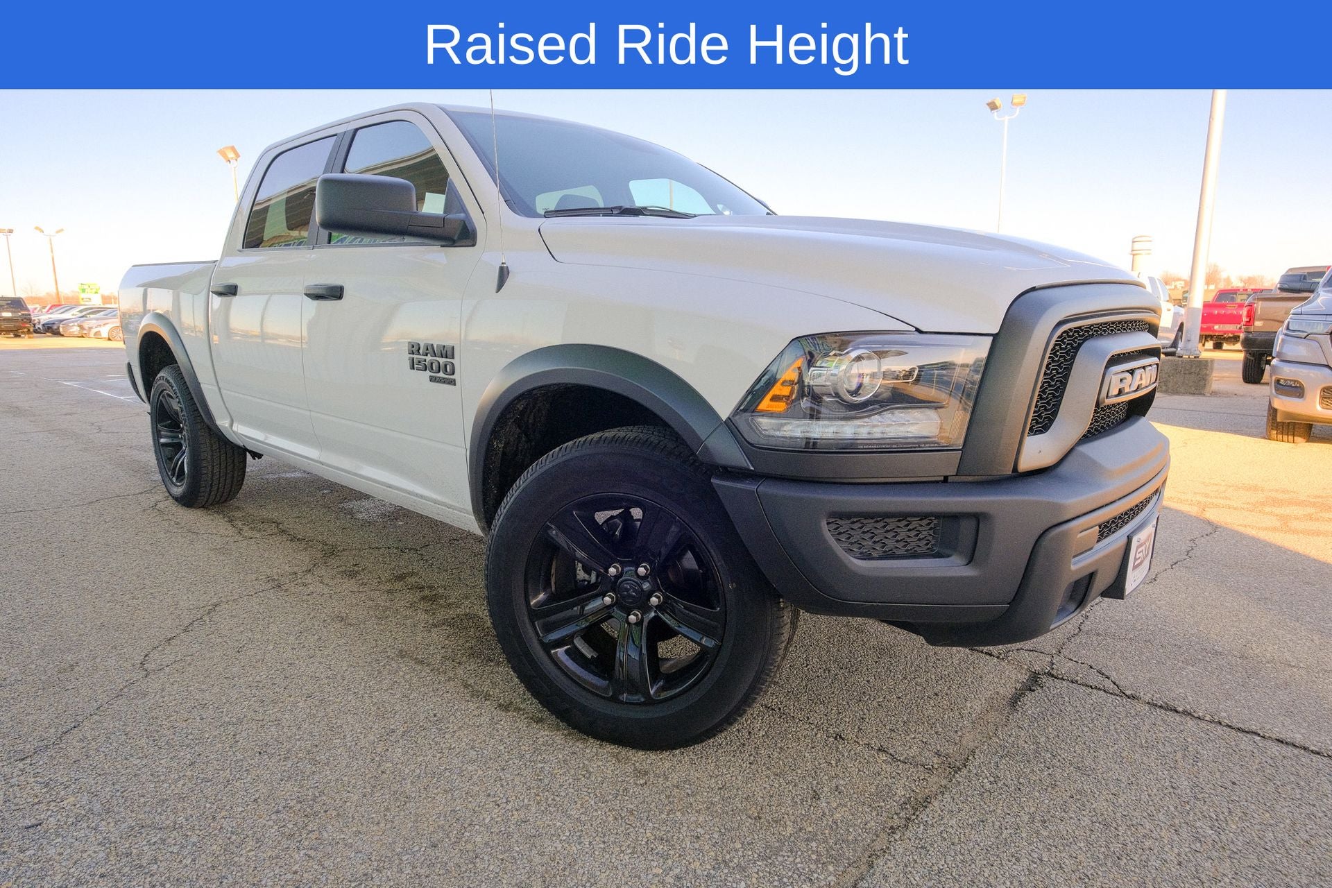 2024 RAM 1500 Classic Warlock Crew Cab 4x4 5'7' Box