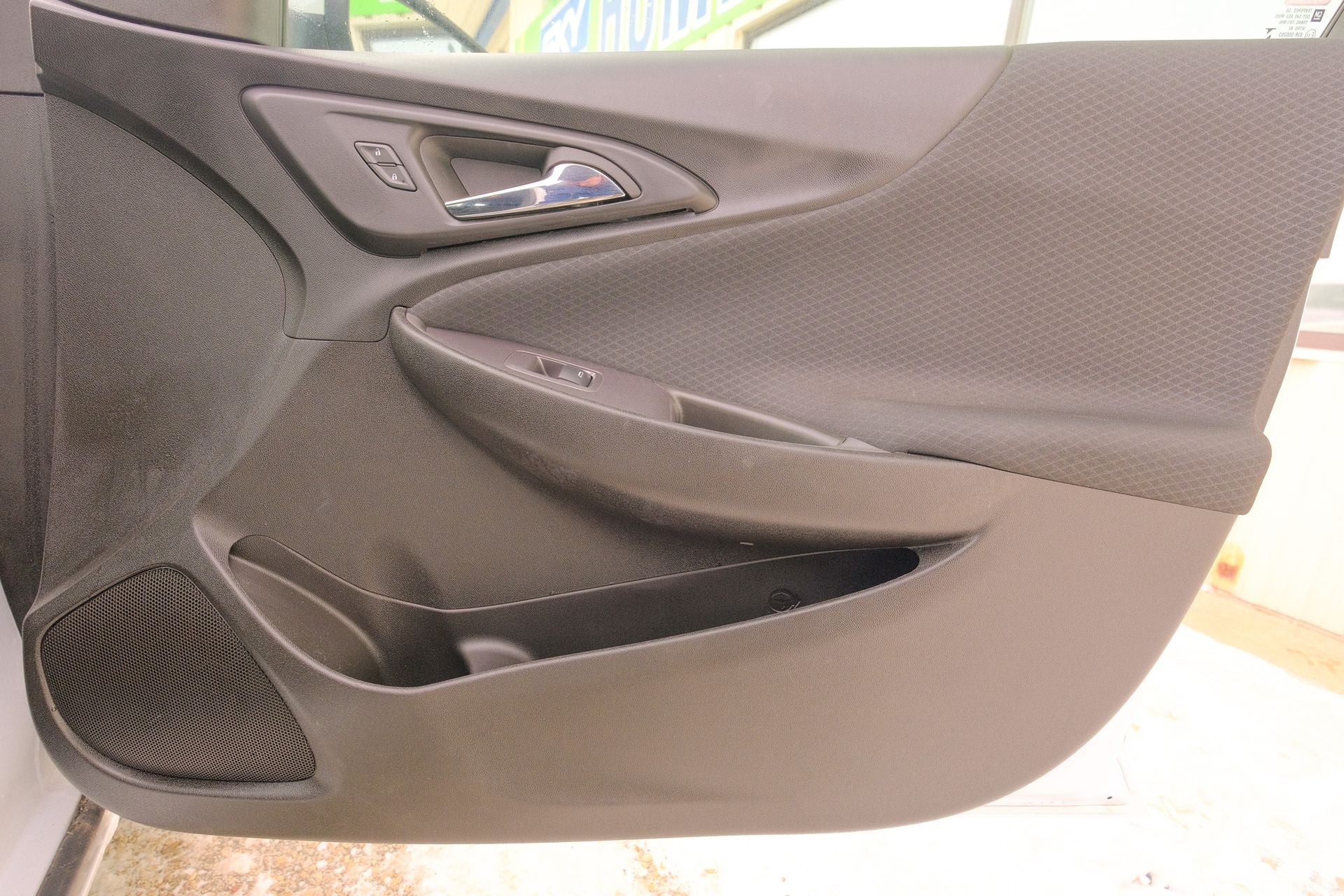 2023 Chevrolet Malibu FWD RS