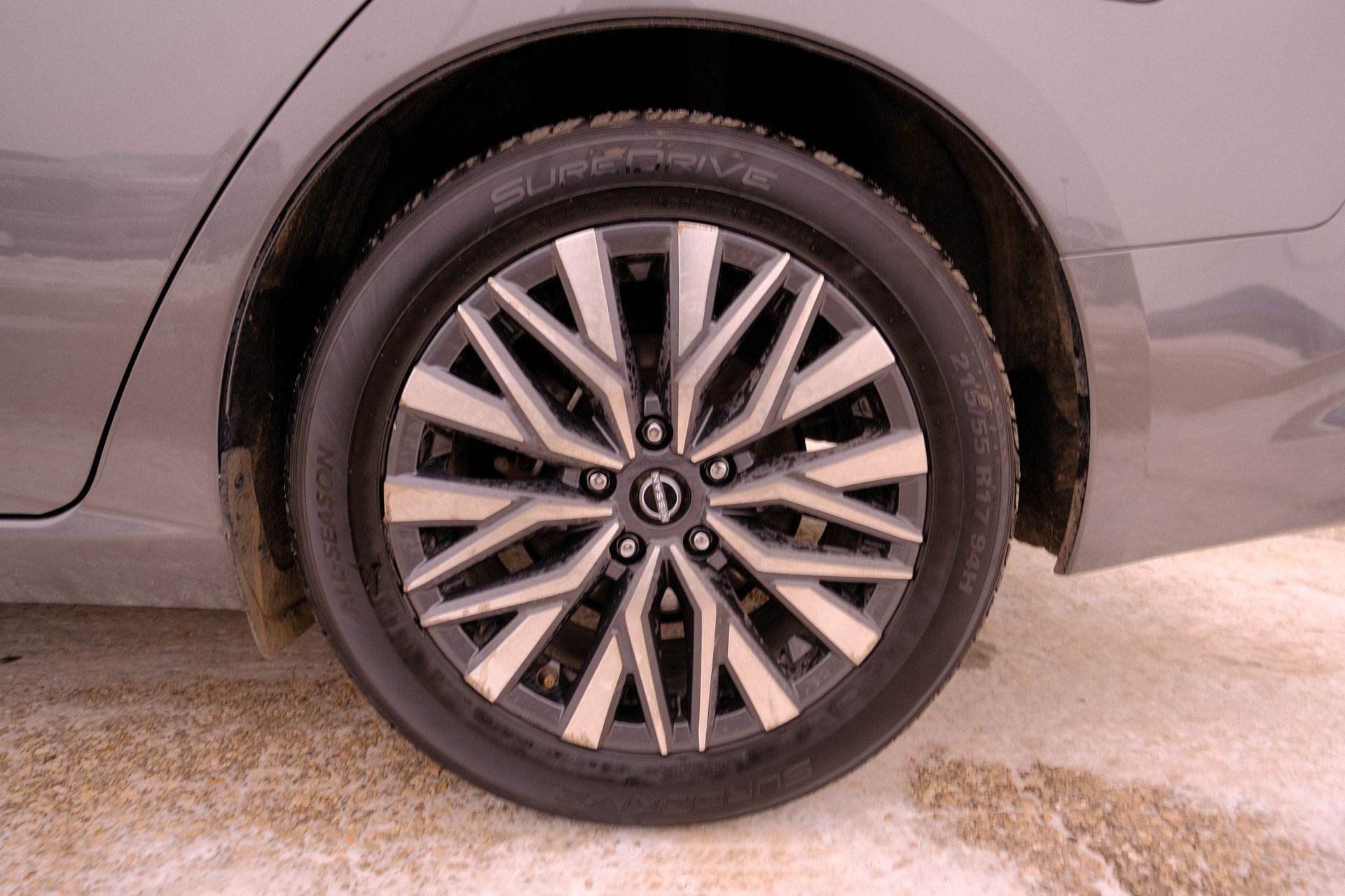 2024 Nissan Altima SV FWD