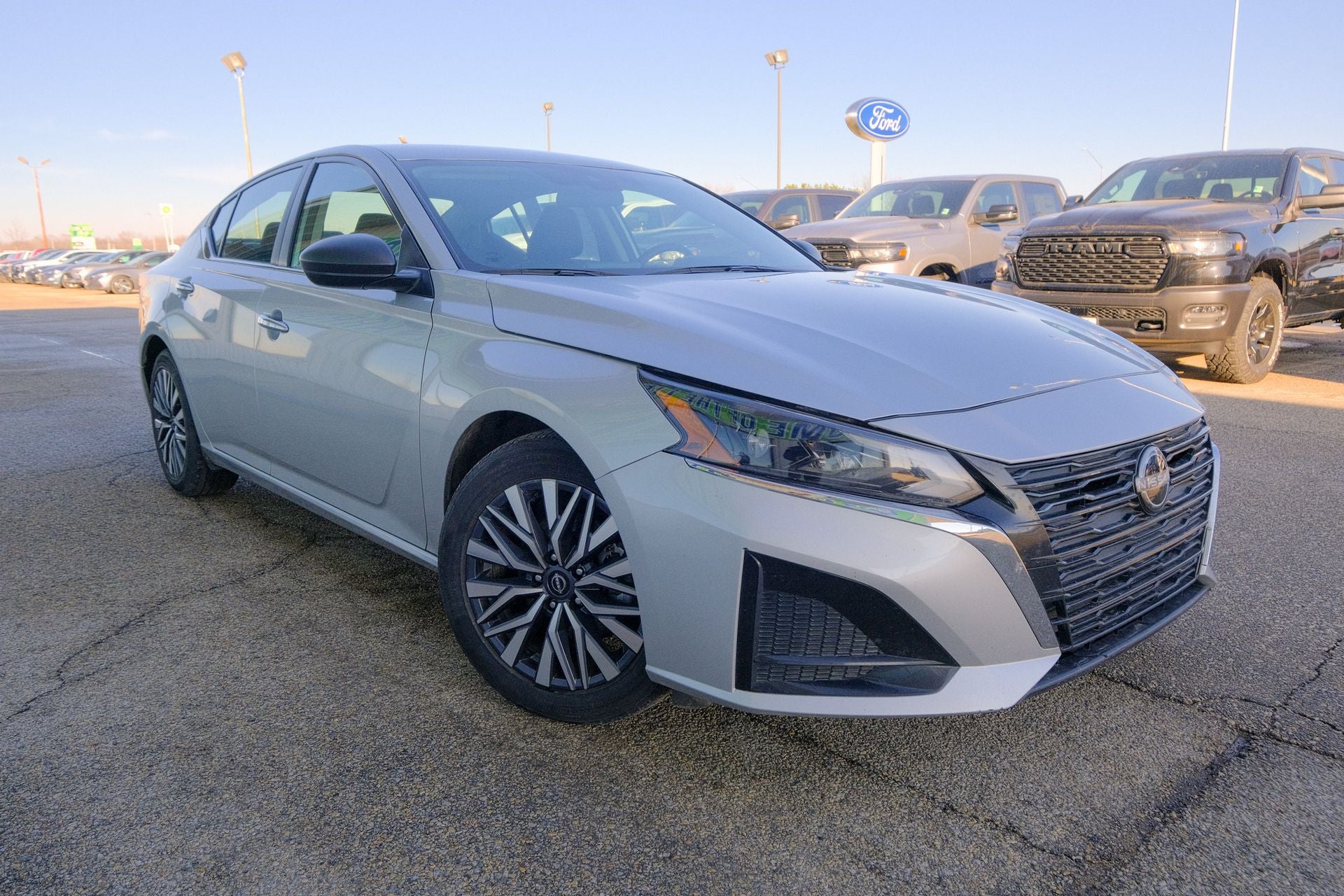 2024 Nissan Altima SV FWD