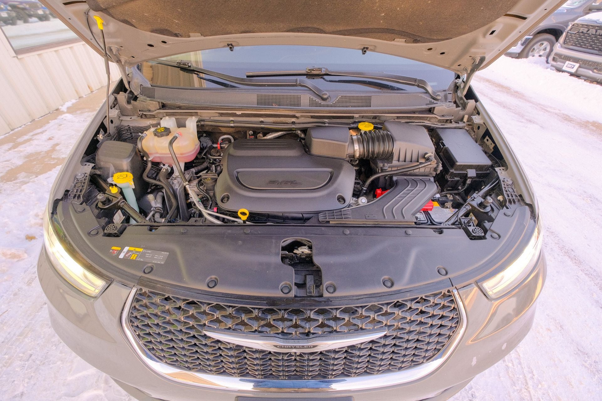 2023 Chrysler Pacifica Touring L