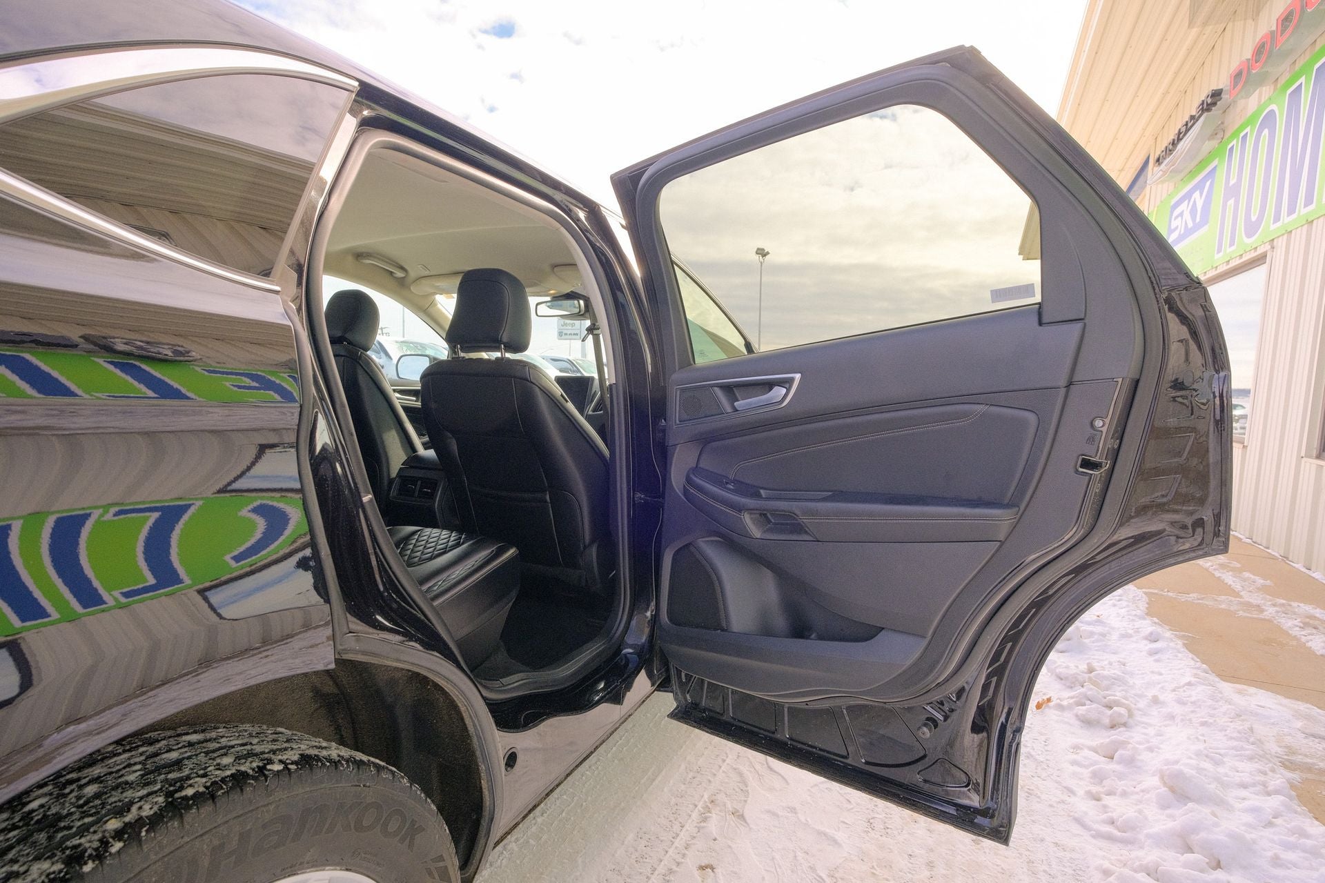 2024 Ford Edge Titanium