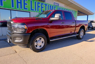 2024 RAM 3500 Tradesman Crew Cab 4x4 6'4' Box
