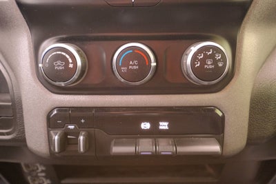 2024 RAM 3500 Tradesman Crew Cab 4x4 6'4' Box