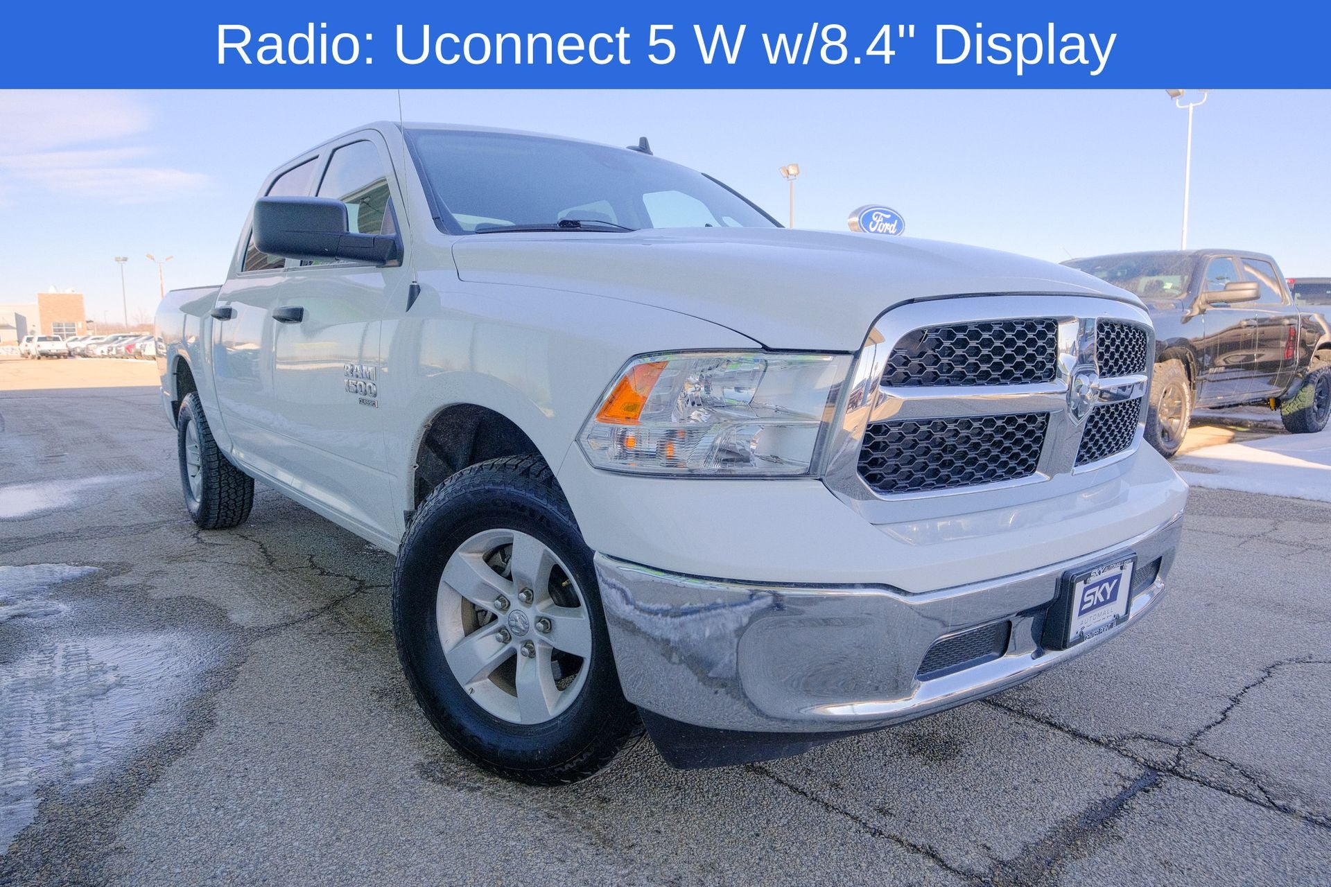 2023 RAM 1500 Classic SLT Crew Cab 4x4 5'7' Box