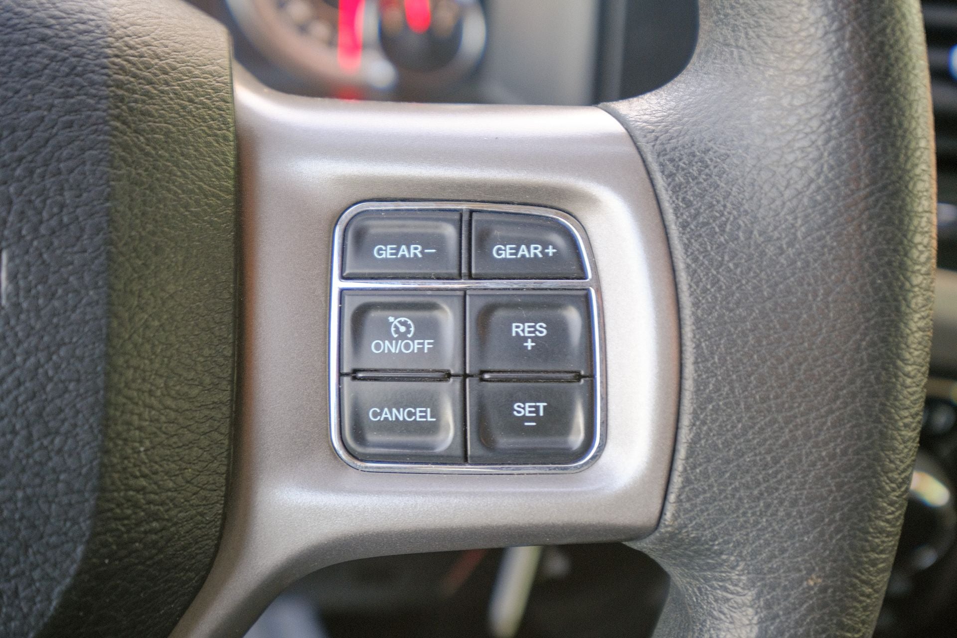 2023 RAM 1500 Classic SLT Crew Cab 4x4 5'7' Box