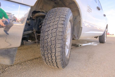 2023 RAM 1500 Classic SLT Crew Cab 4x4 5'7' Box