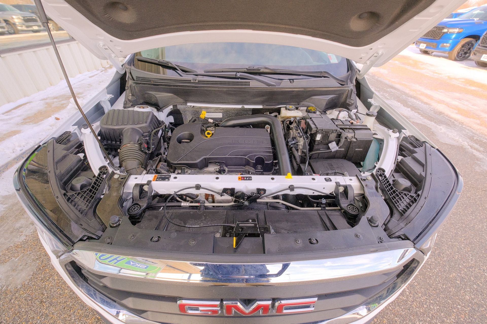 2024 GMC Terrain FWD SLE