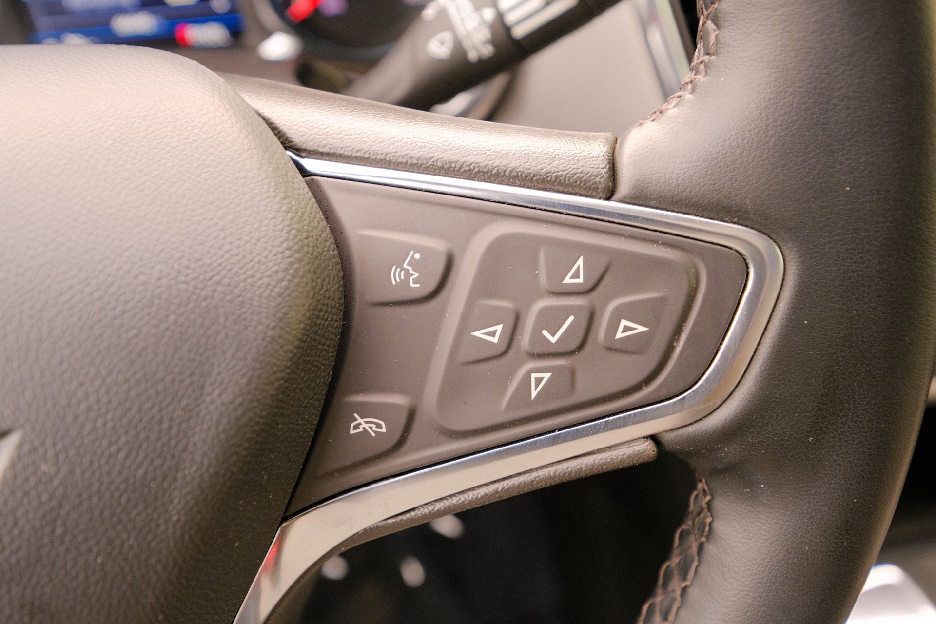 2024 Chevrolet Equinox FWD LT