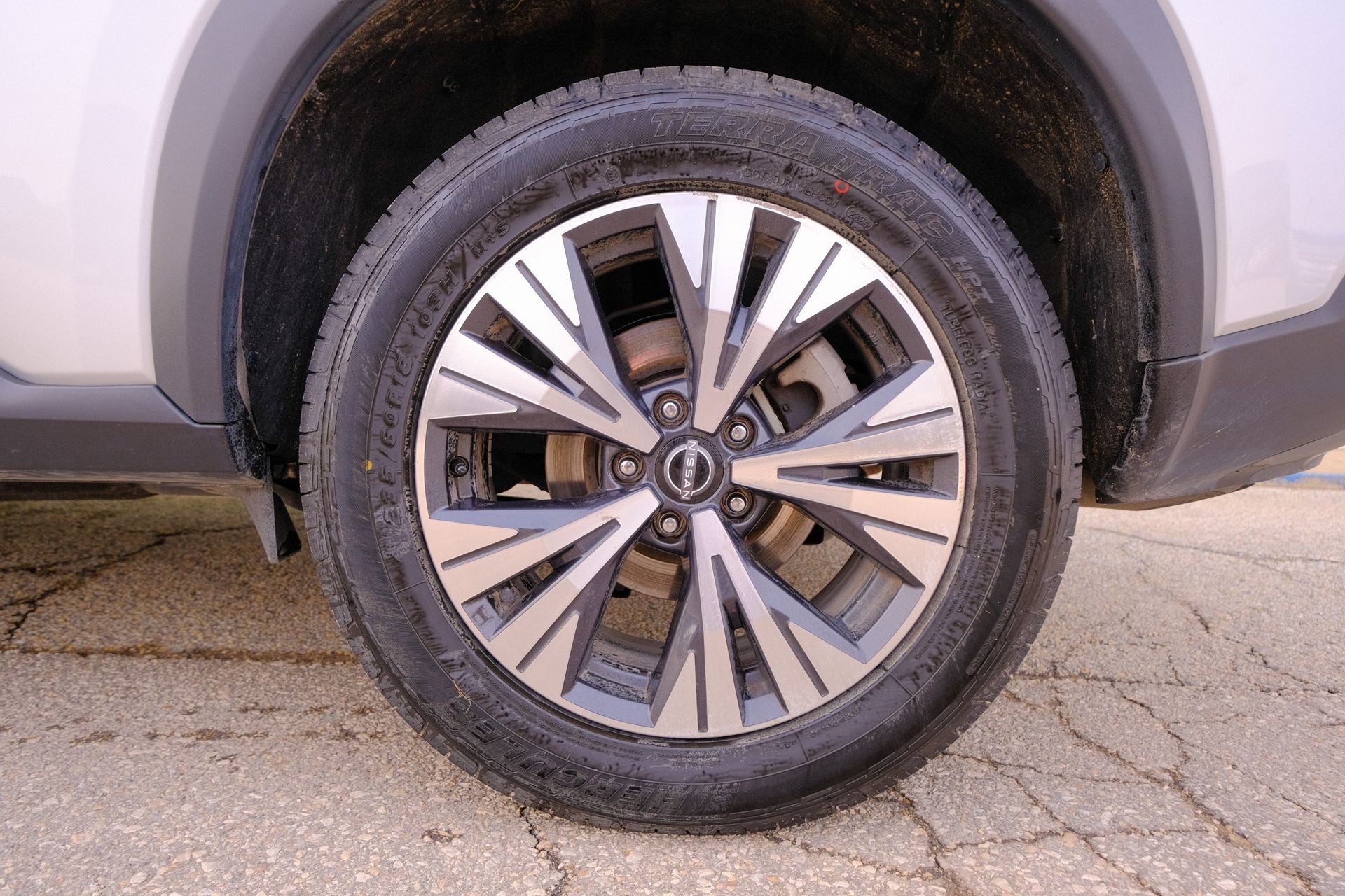 2023 Nissan Rogue SV FWD