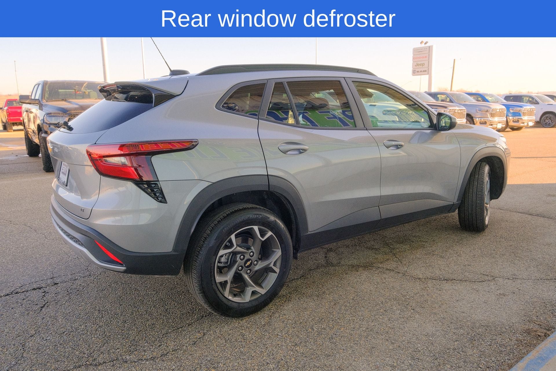 2025 Chevrolet Trax FWD LT