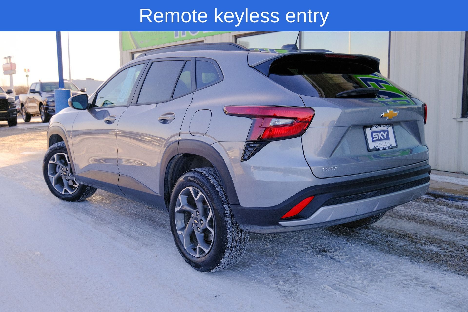 2025 Chevrolet Trax FWD LT