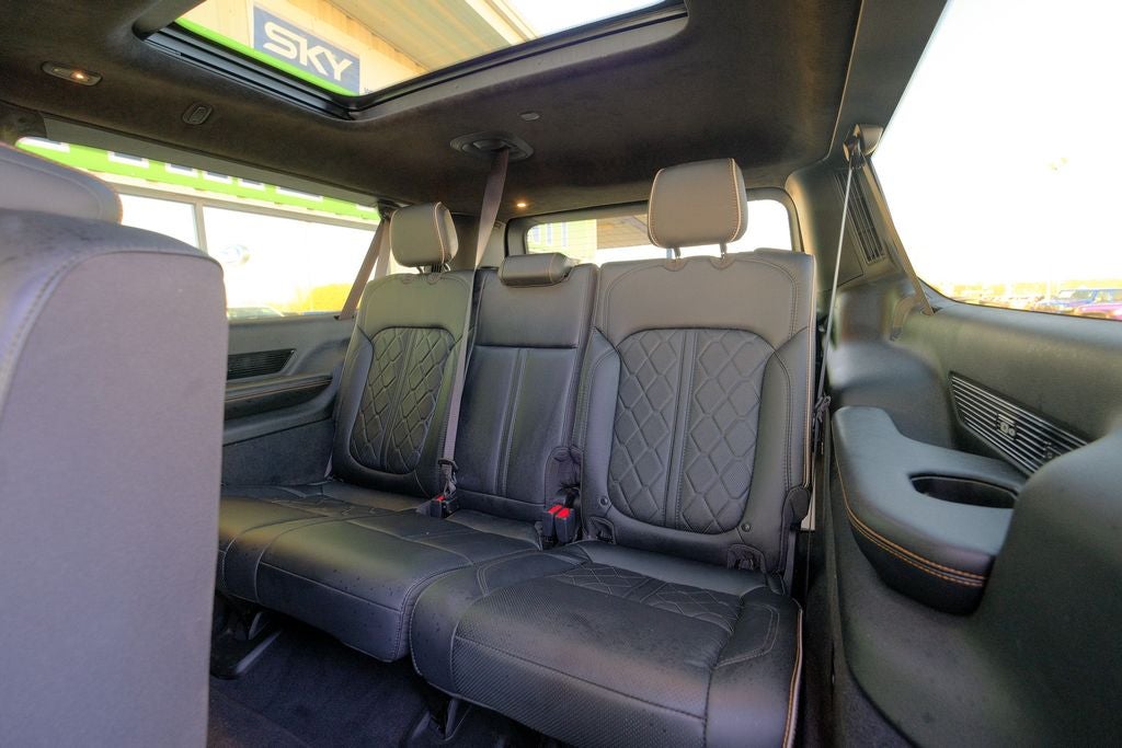 2023 Jeep Grand Wagoneer L Series III