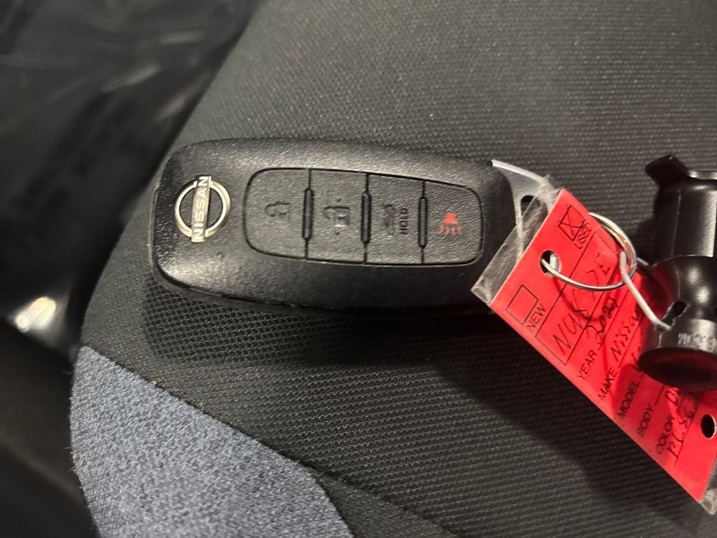 2023 Nissan Versa 1.6 SV