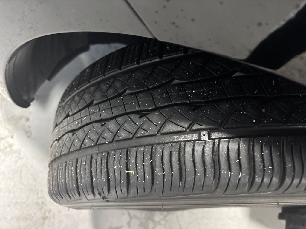 2023 Nissan Versa 1.6 SV