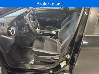 2023 Nissan Versa 1.6 SV