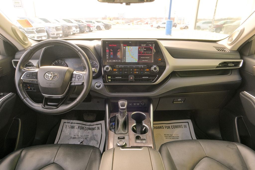 2021 Toyota Highlander Platinum