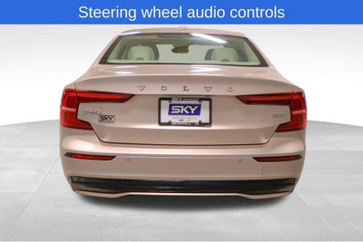 2024 Volvo S60 B5 Plus Dark Theme