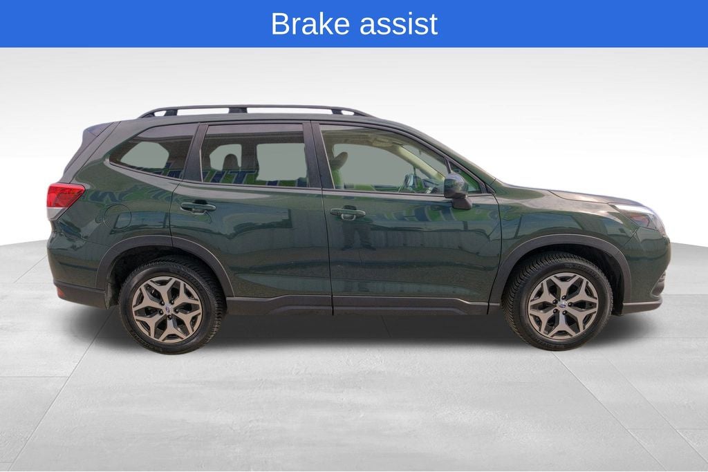 2024 Subaru Forester Premium